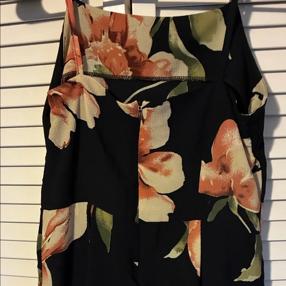 Beautiful Spring/ Summer Floral Black and Rose Formal minidress (S) - Picture 3 of 11